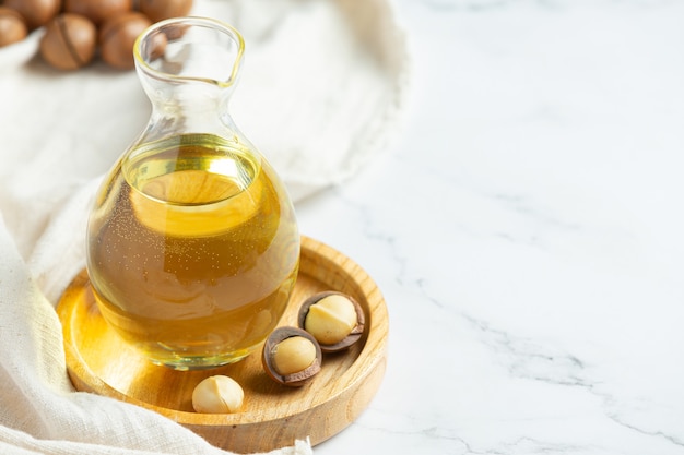 Free photo macadamia oil for relaxing treatment