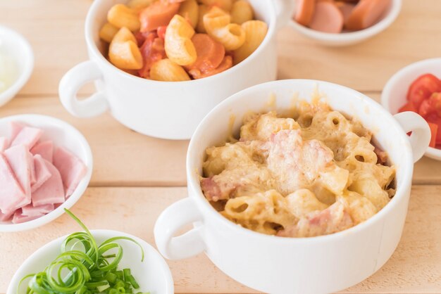 macaroni cheese and ham