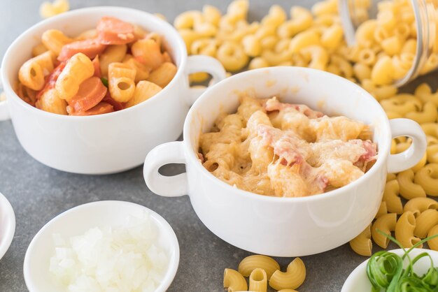 macaroni cheese and ham