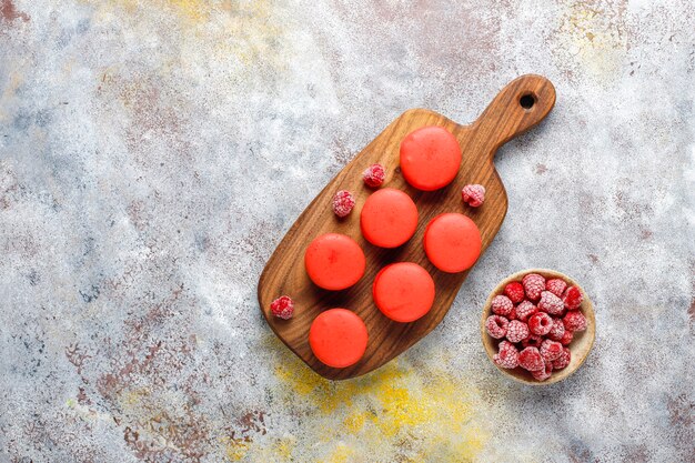 Macaroons with raspberry.