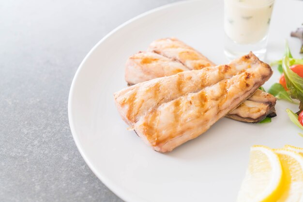 mackerel fish steak