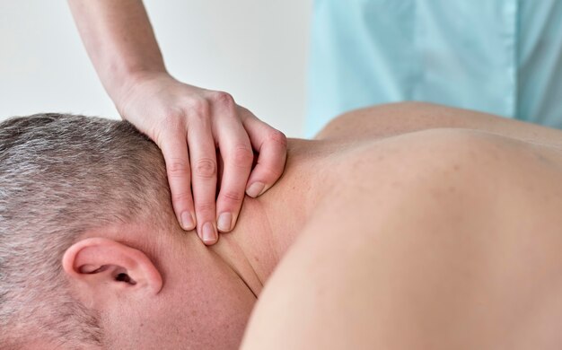 Male patient undergoing therapy with physiologist