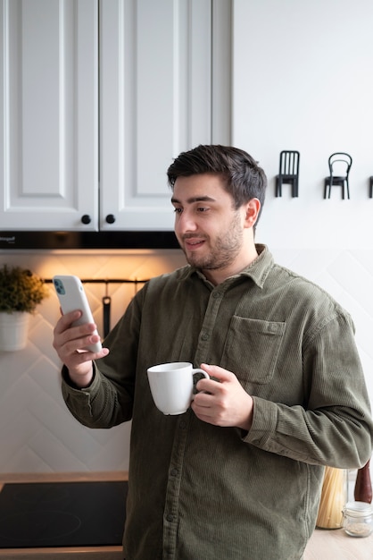 Free photo man enjoying his virtual date