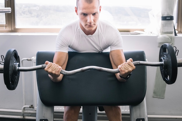 Man lifting barbell