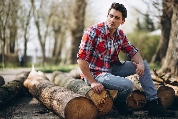 Free photo man model lumberjack