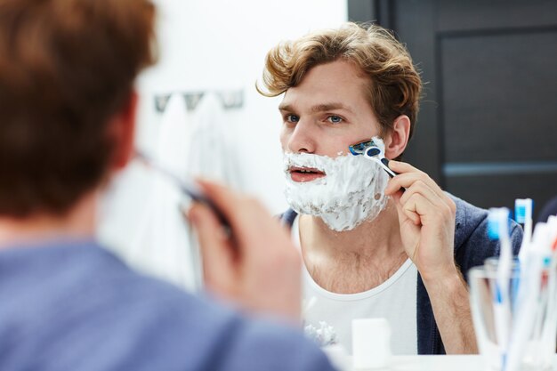 Man shaving