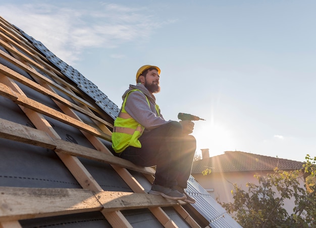 How to Hire the Best Roofing Contractor: Tips for a Seamless Experience
