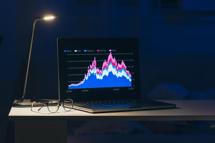 Free Photo man trading browsing online stock investments at night