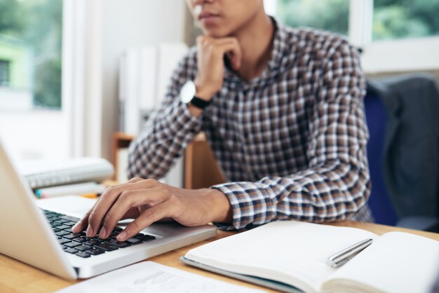 Man using notebook