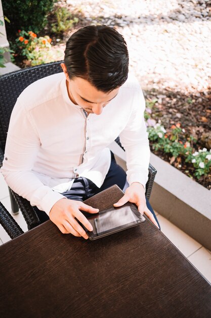 Man using smartphone