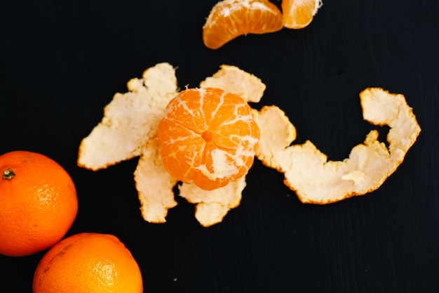 Free photo mandarins on the table