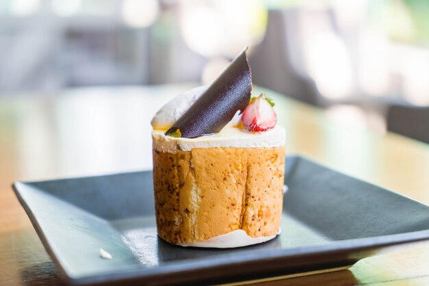 mango and passion fruits mousse cake