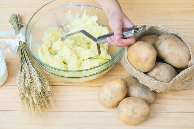 Приготовление картофельного пюре