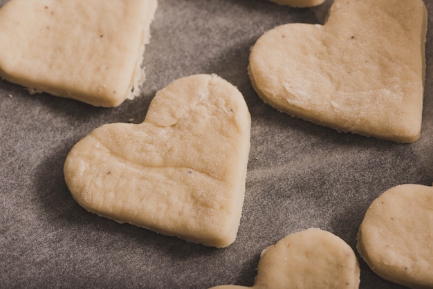 Free photo mass of heart cookies