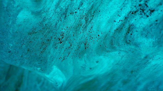 무료 사진 균열 안의 거대한 얼음 블록