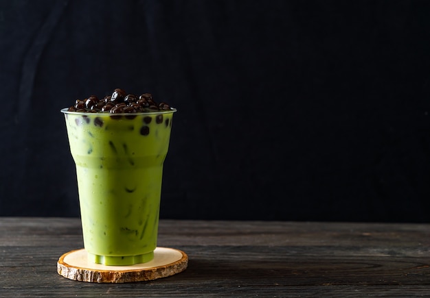 Matcha green tea latte with bubble