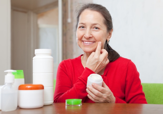 The Best Vitamin for Senior Energy: A Guide