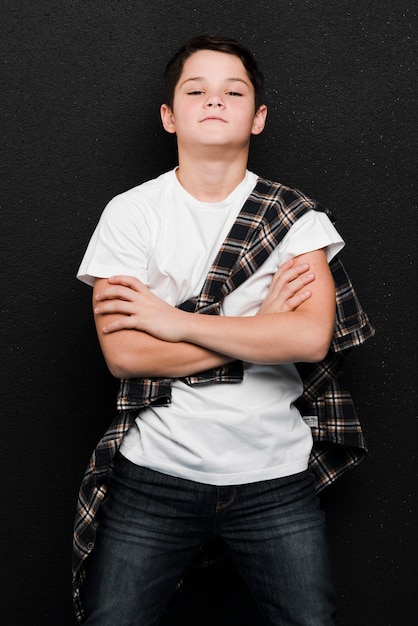 Free photo medium shot of cute modern boy posing