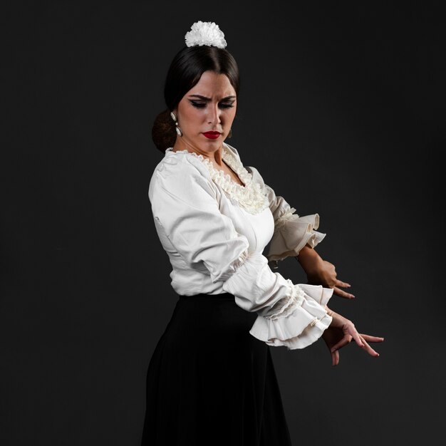 Medium shot of flamenca dancer