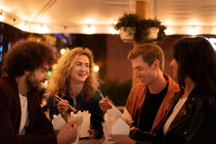 Free Photo medium shot friends spending time together
