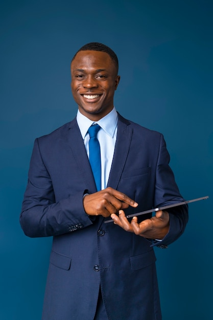 Medium shot male flight attendant posing