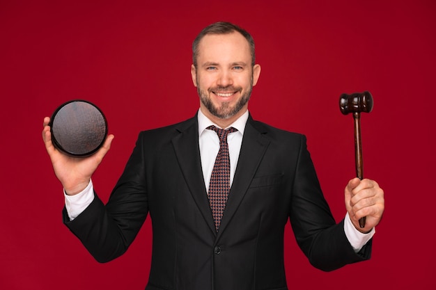 medium-shot-man-posing-studio_23-2150275