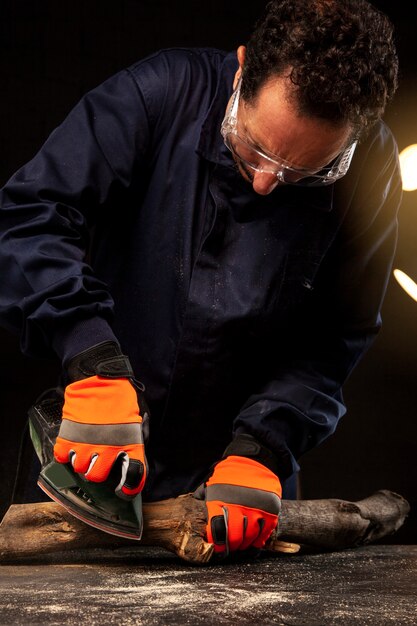 medium-shot-man-using-iron_23-2149916277.jpg