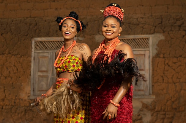 Medium shot smiley women wearing jewelry