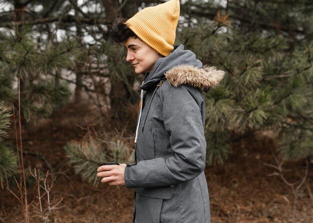 Medium shot woman in forest