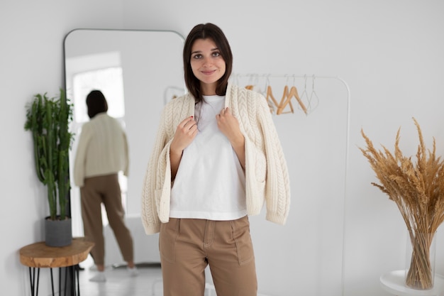 Free photo medium shot woman wearing jacket