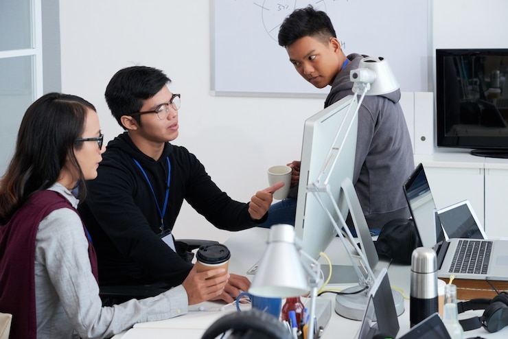 Free Photo meeting of developers