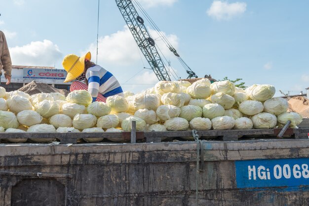 Free photo mekong floating market