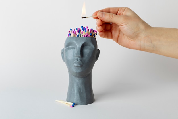 Free photo memory concept with matches and head shape