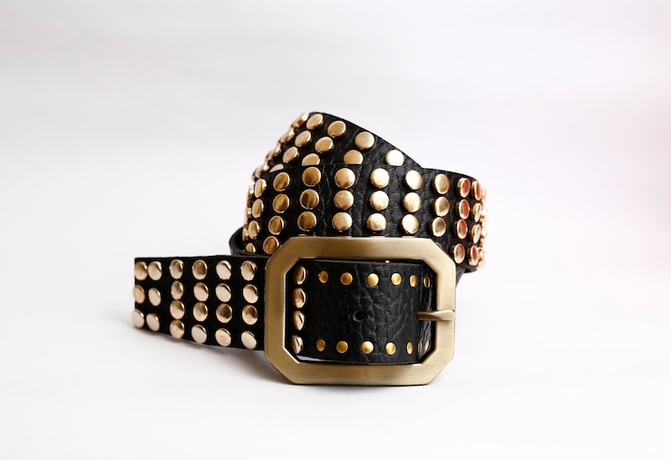 Free Photo mens studded leather belt with a metal buckle on white background