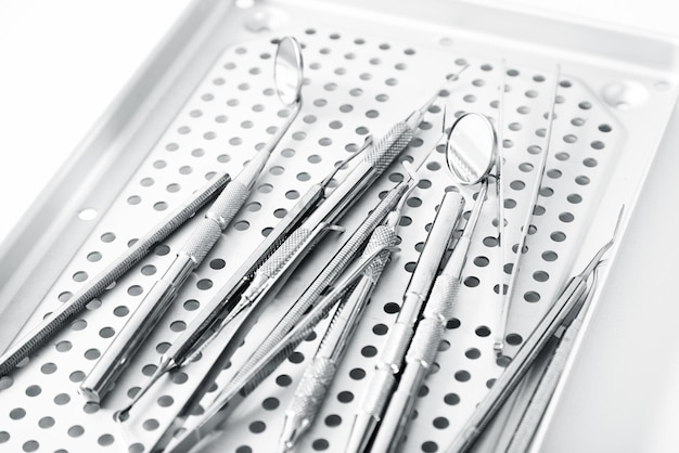 金属製歯科医療機器ツール