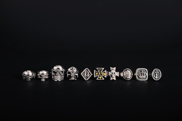 Free photo metal rings with skulls