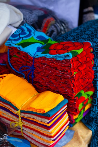 무료 사진 다채로운 재료로 만든 멕시코 문화