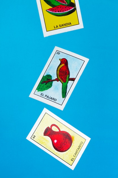 Foto gratuita gioco di carte tradizionale messicano