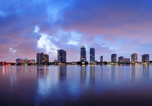 免费的迈阿密夜景照片