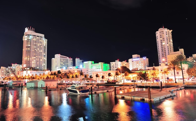 Foto gratuita via della spiaggia del sud di miami