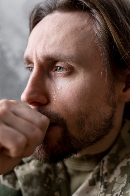 Военный, страдающий посттравматическим синдромом