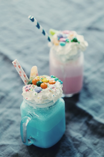 Free photo milkshakes with sweets