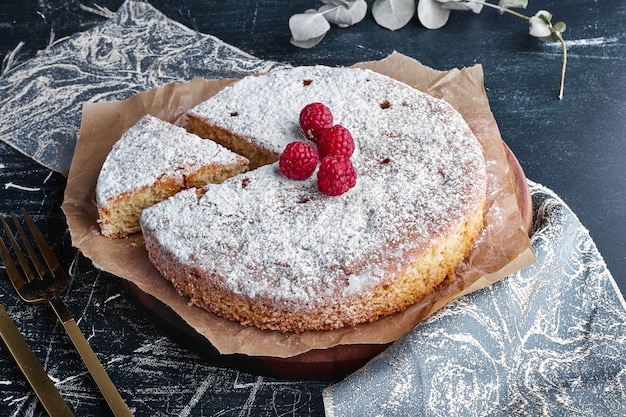 Millefeuille cake with raspberries. 