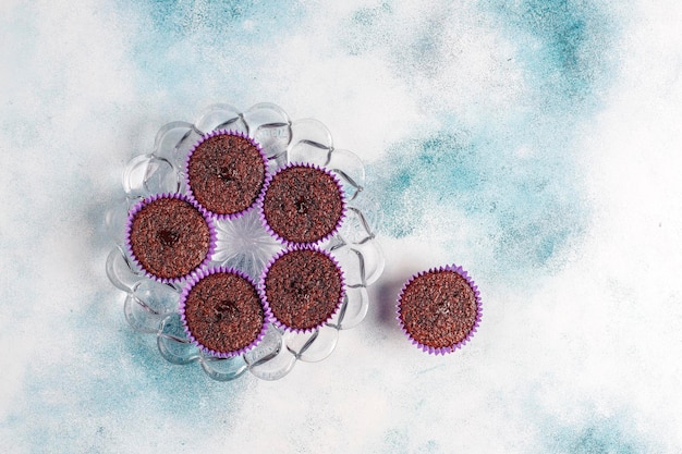 mini-chocolate-souffle-cupcakes_114579-62738.jpg
