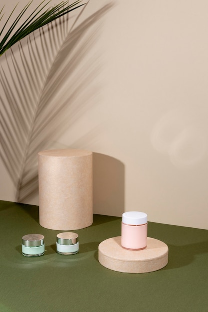 Minimal composition of beauty products