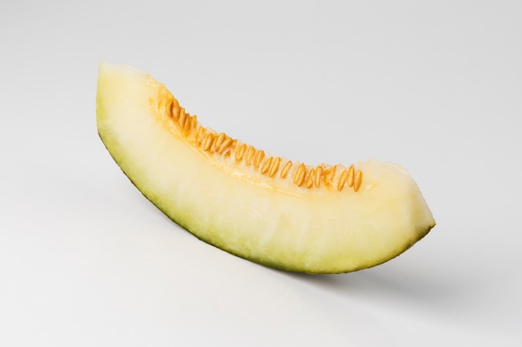 Free Photo minimal view of cantaloupe