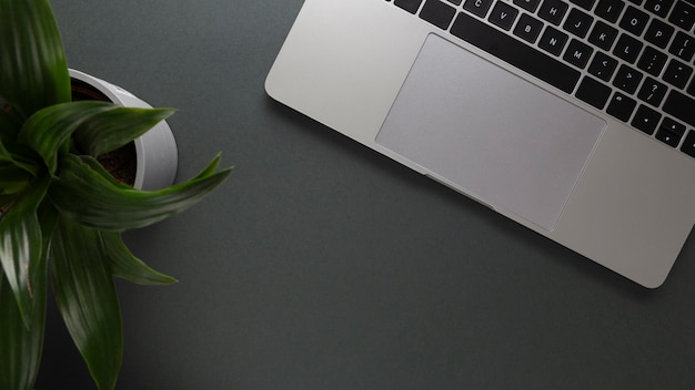 Free Photo minimalistic home desk design