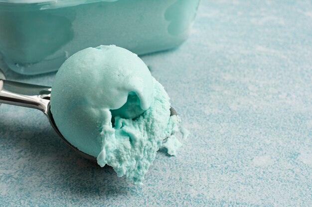 Mint ice cream scoop