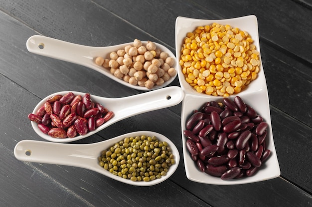 Free photo mixed dried beans