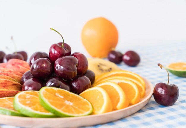 mixed sliced fruit